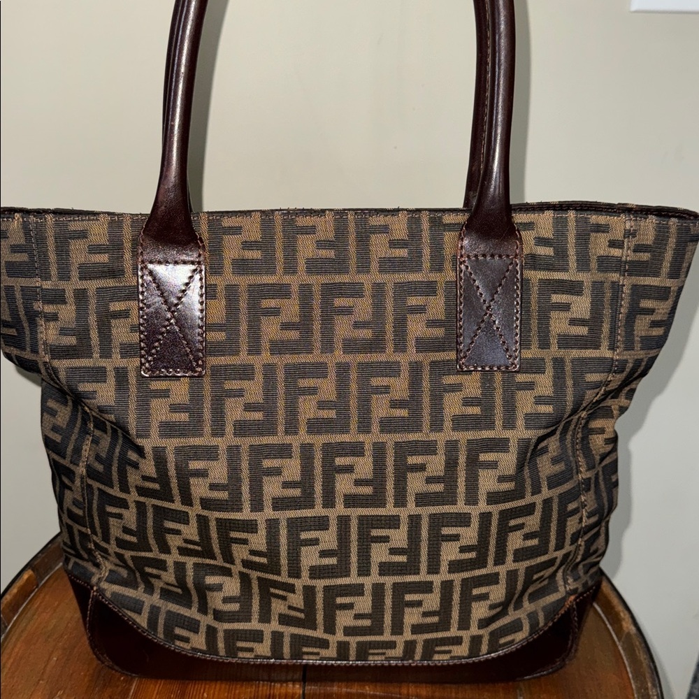 Fendi Zucca Monogram Shoulder Bag - Picture 6 of 17